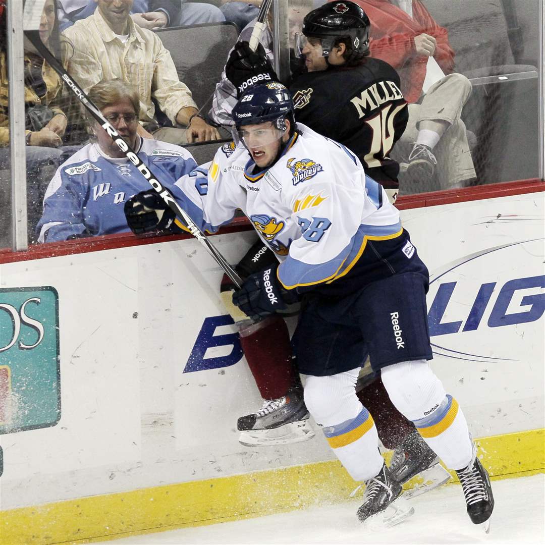 Walleye-David-Toews-Gwinnett-Brad-Miller-hit-wall