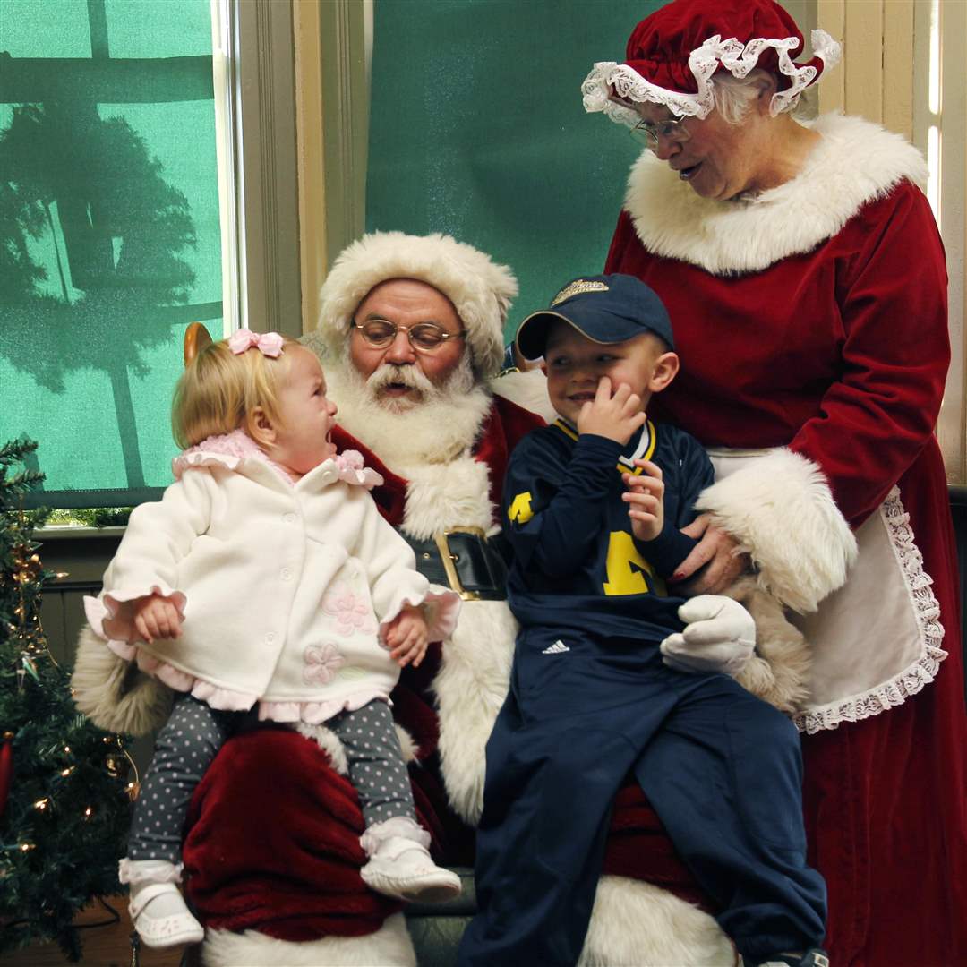 Blissfield-Yuletide-fest-Sanat-pictures