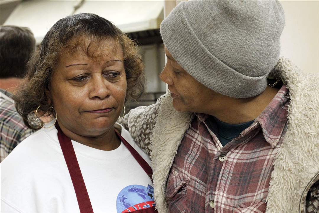 MLK-Kitchen-Tammie-Farmer-Henrietta-Armstrong