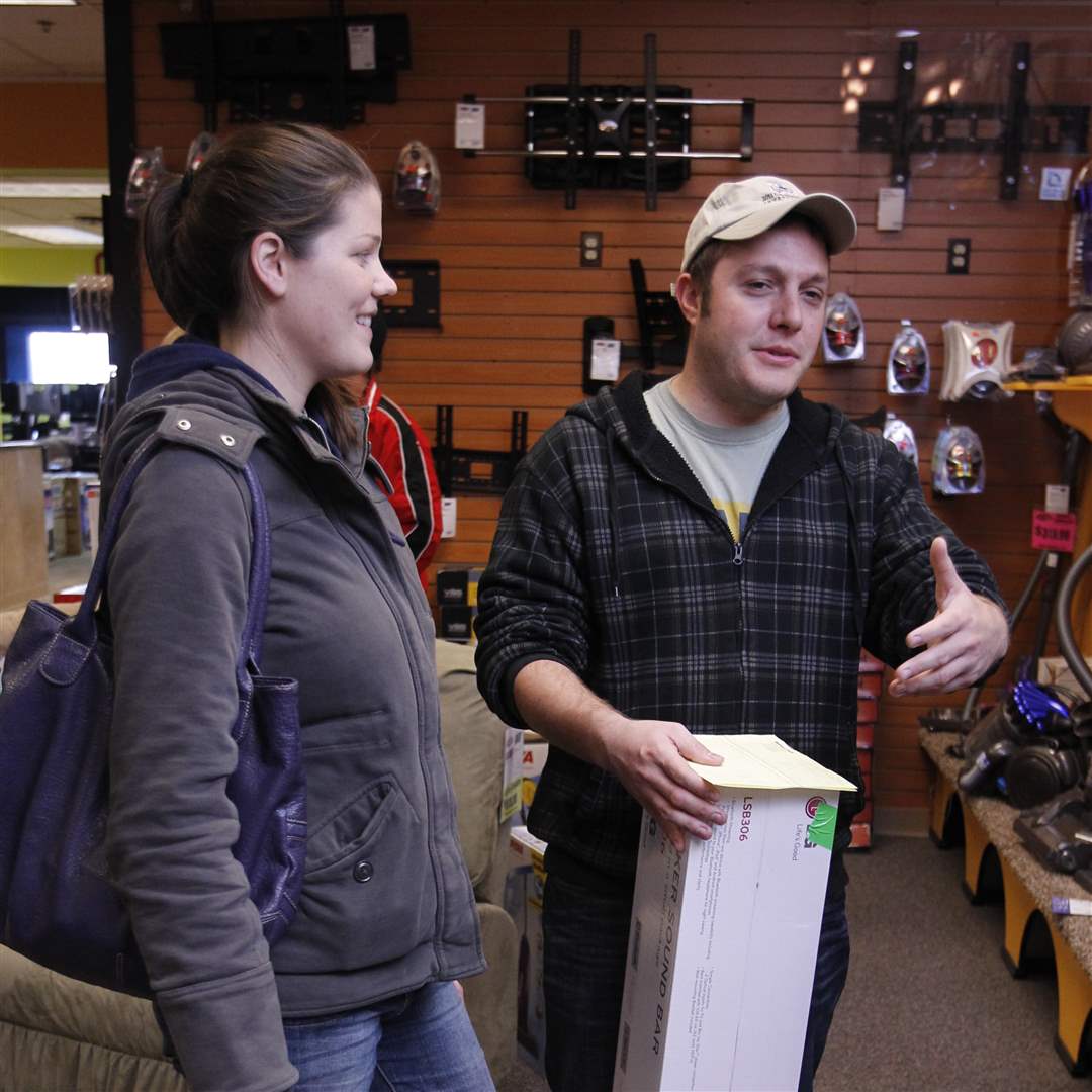 black-friday-appliance-center-kate-langenderfer-matt-graden