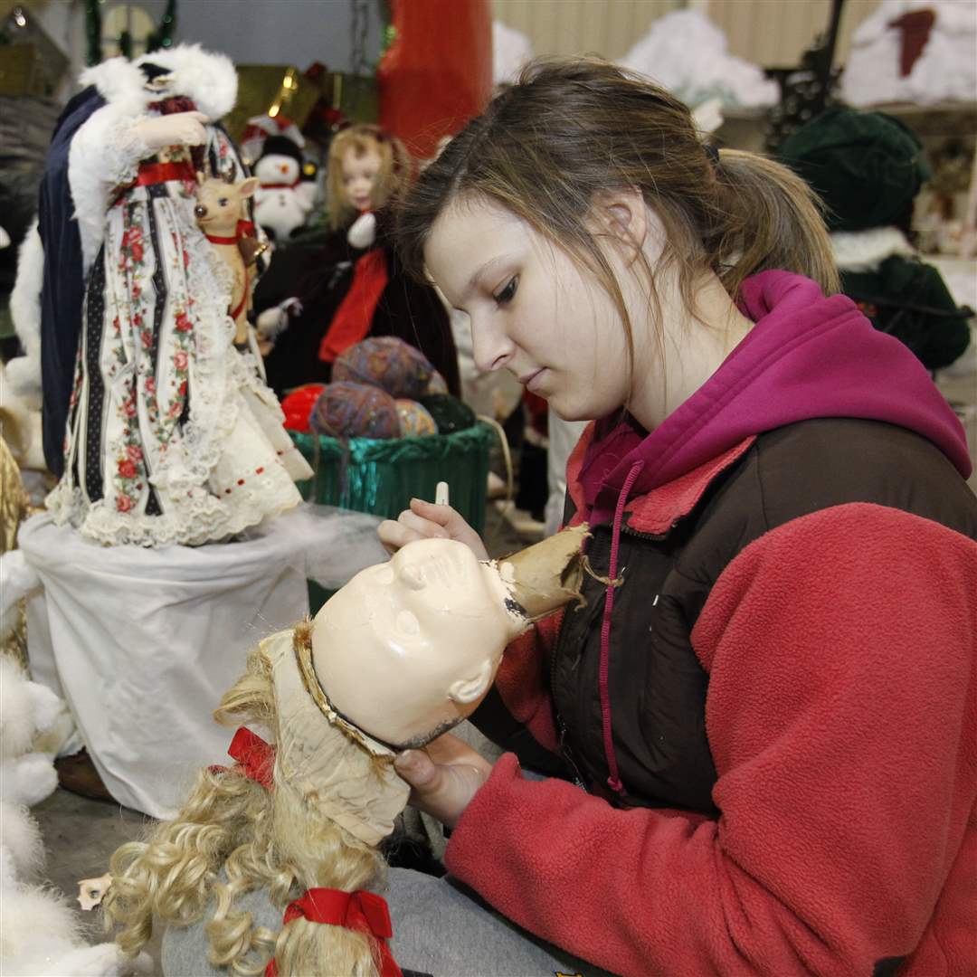 Sylvania-Wonderland-Kate-Perna