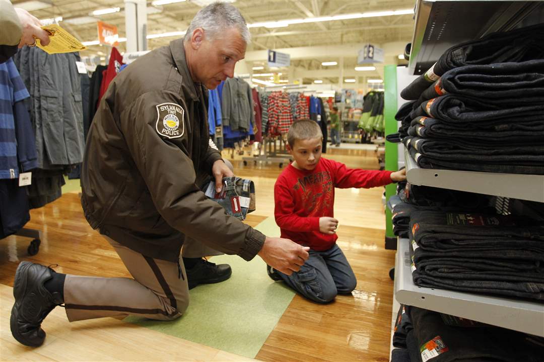 shop-with-hero-John-Munch-Marcus-Davis