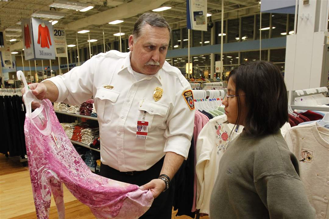 shop-with-hero-Jeff-Kowalski-Savannah-Rodriguez