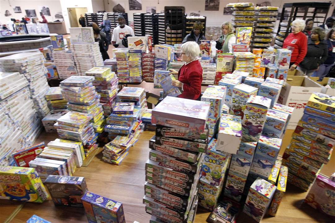 Salvation-Army-Jan-Muphy-volunteer