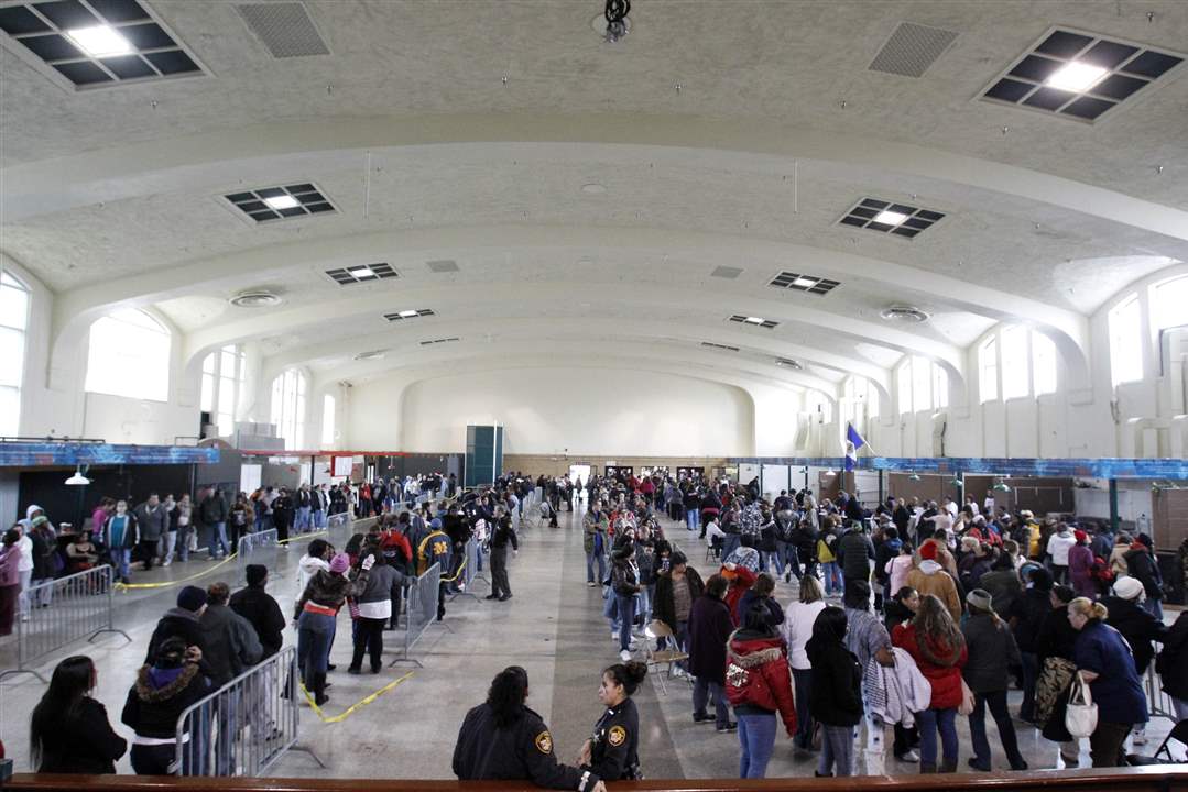 Salvation-Army-giveaway-lines