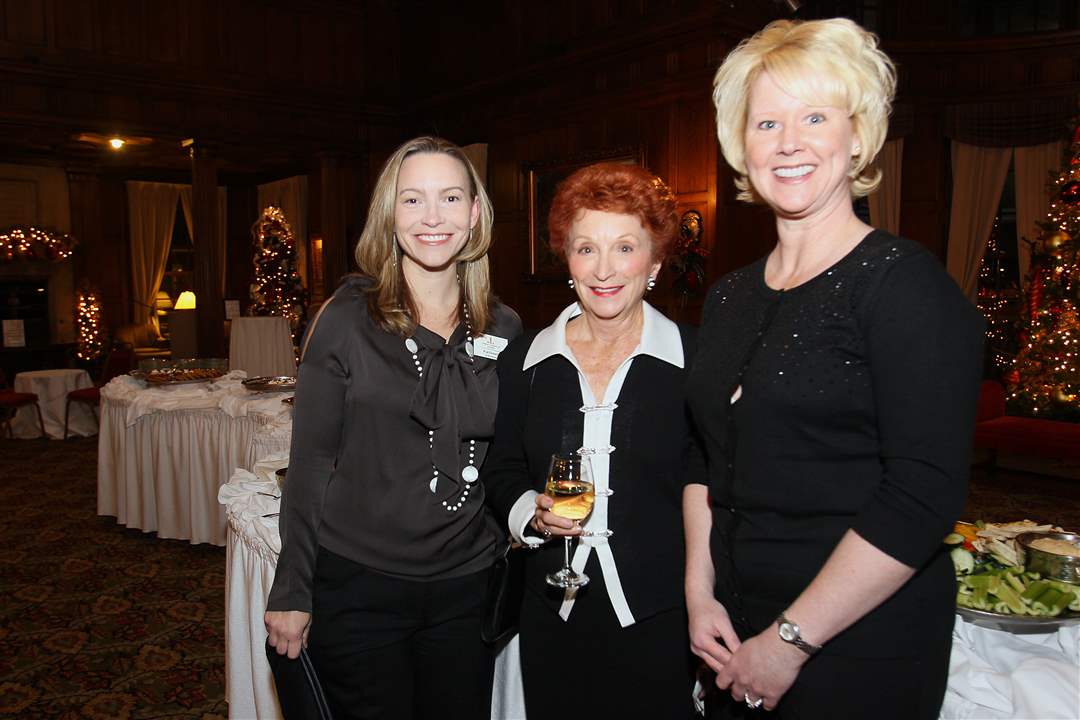 Junior-League-Kathy-Atkinson-Judy-Dye-Jaclyn-Peiffer