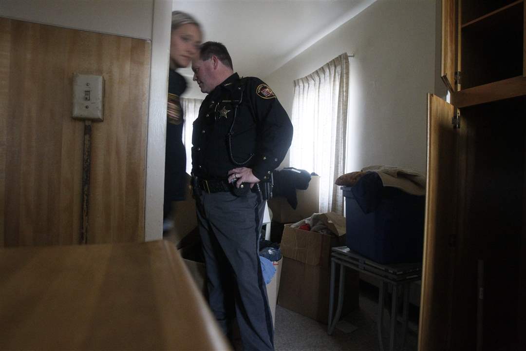 deputies-robbery-brand