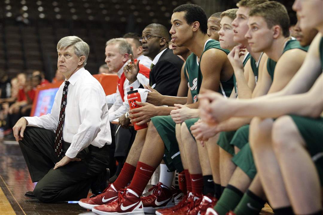 welling-central-coach-2