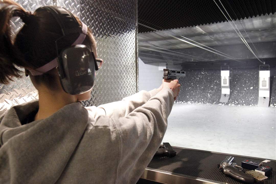 women-firearms-Lauren-Wolfe-Ladies-Night