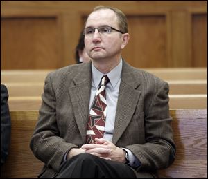 Ohio 6th District Court of Appeals said Robin Horvath can appeal an August 2010, Lucas County Common Pleas Court decision that award Fifth Third Bank a $2.6 million judgement against Tony Packo's Inc.