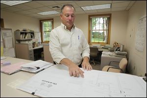 Sylvania Service Director Kevin Aller says the city's decision to go with Texas-based CB&I is based on past experience and the firm's construction of the Oregon tower.