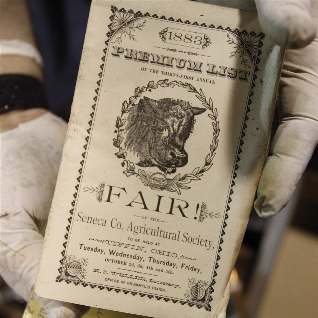 barth-holds-fair-premium-list