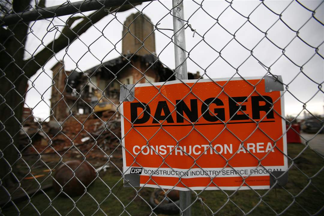 danger-sign-seneca-1-17