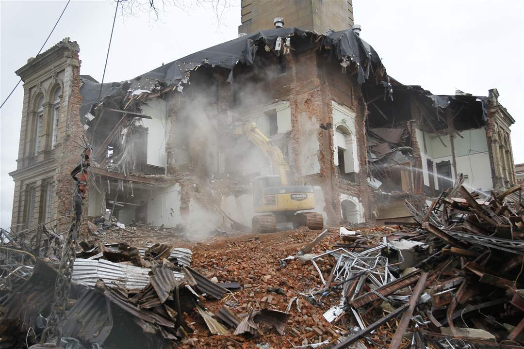 debris-demolition-seneca-1-17