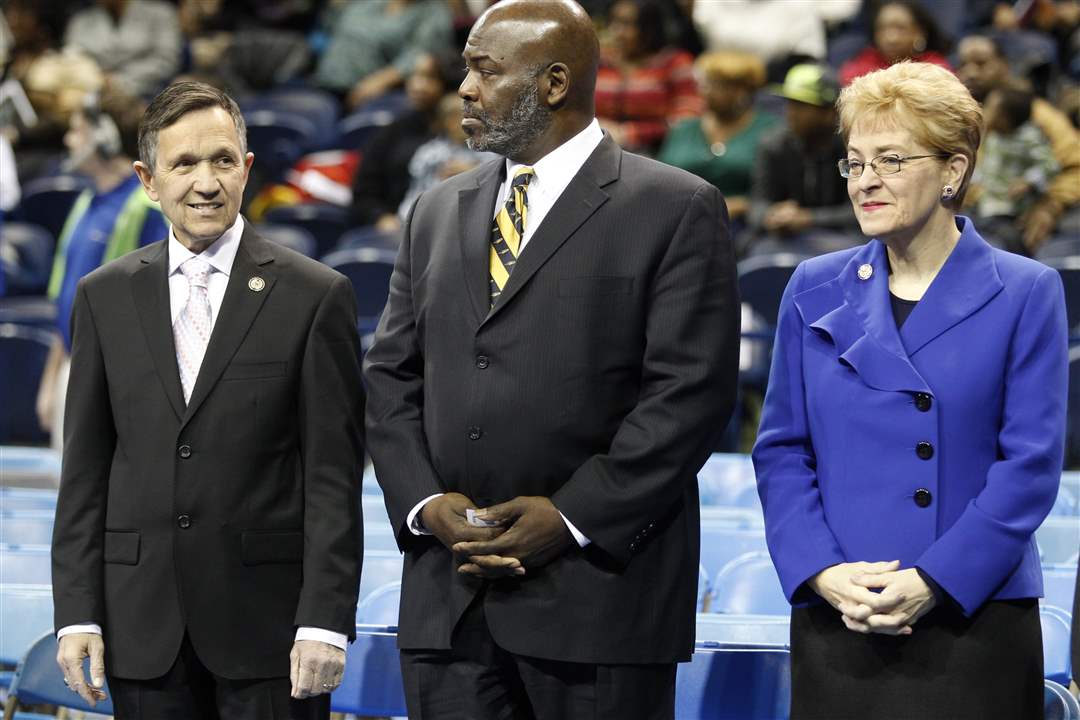 u-s-reps-kucinich-kaptur-unity