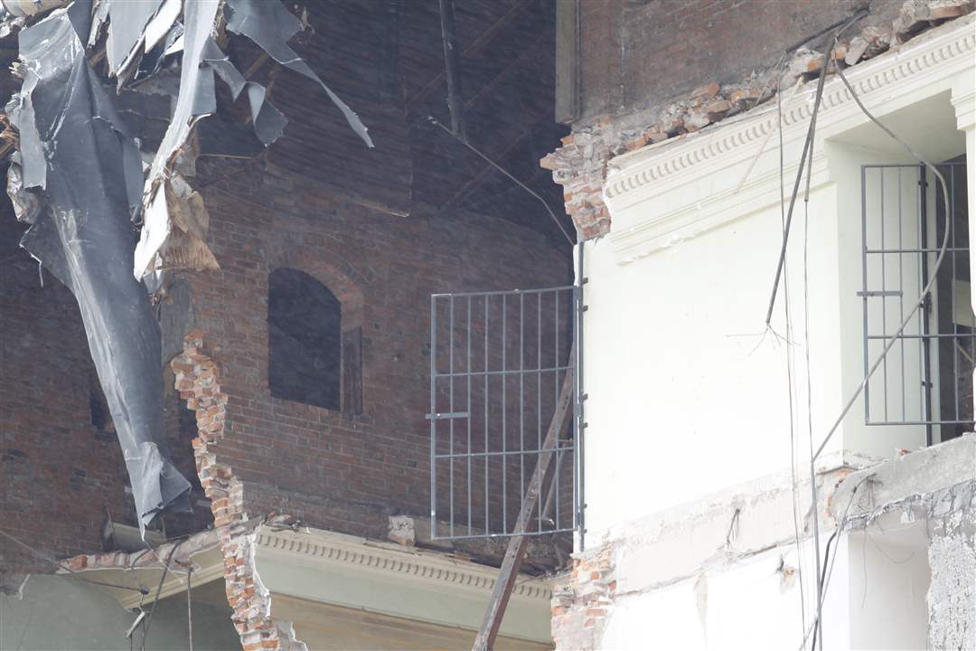 interior-wall-seneca-1-19