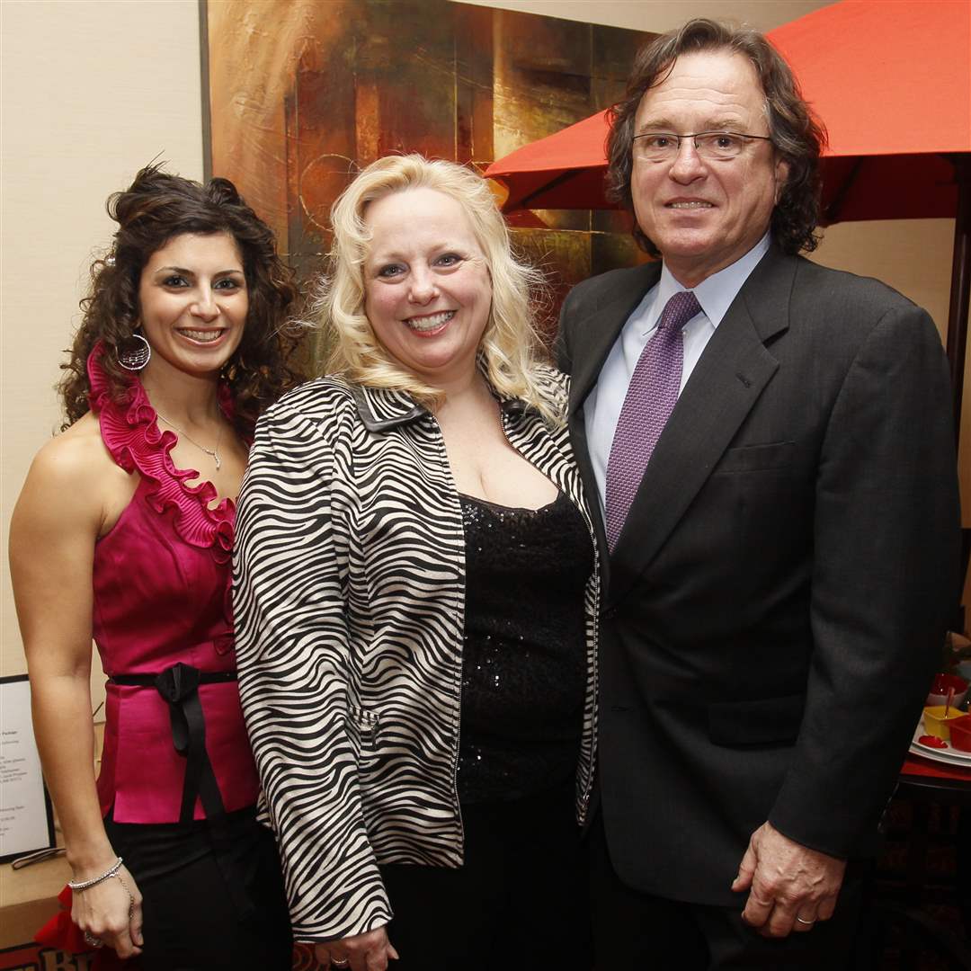 Chocolate-Soiree-Nadia-Oswald-Julie-Abbey-John-Abbey