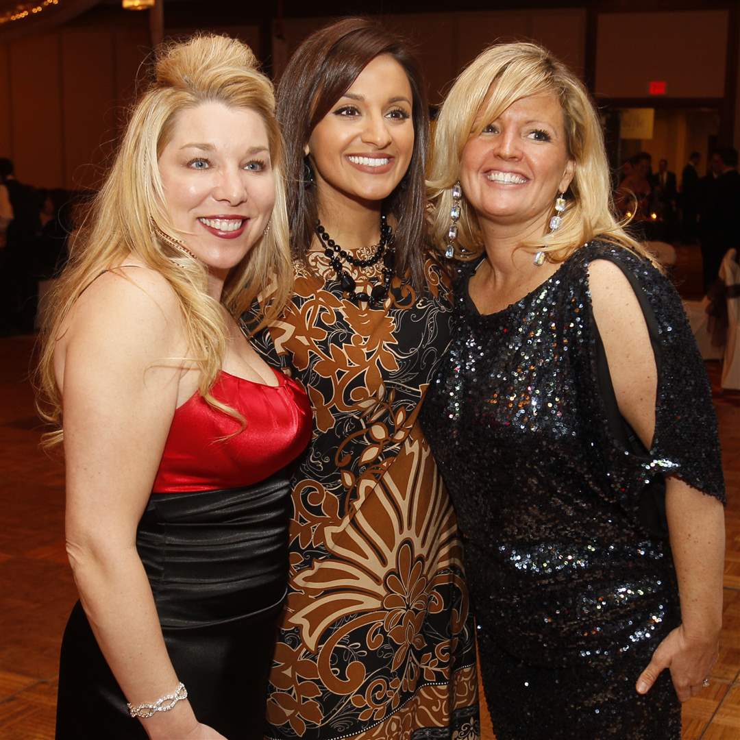 Chocolate-Soiree-Tracy-Schmitz-Sashem-Brey-Kristen-Rodzos