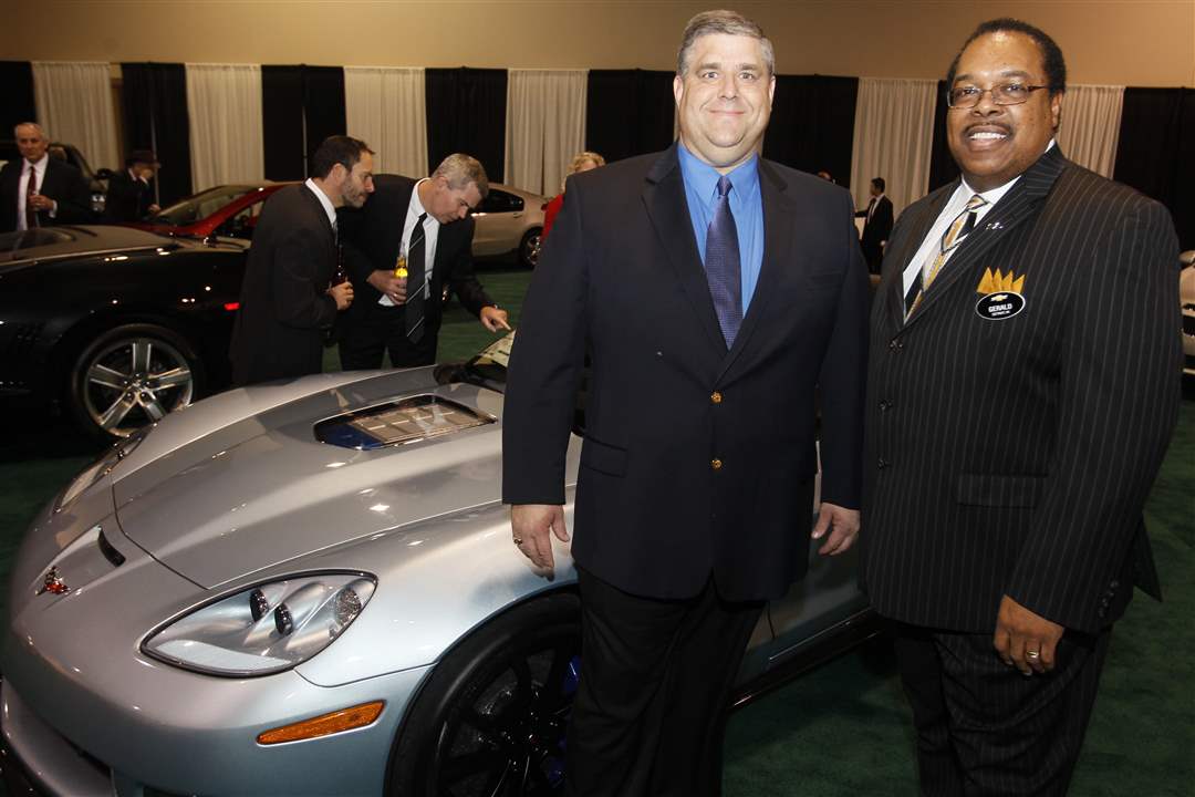 Toledo-Auto-Show-Michael-Hitch-Gerald-Roberson