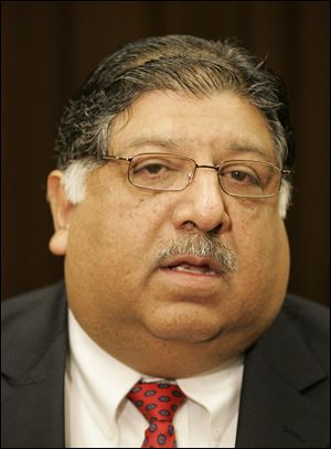 TARTA trustee Bob Vasquez 