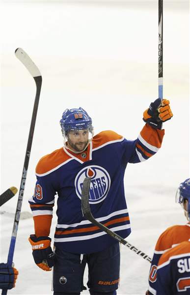 Oilers-top-red-wrings