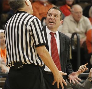 BGSU coach Curt Miller disputes a call.