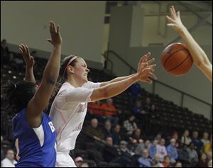 Bowling Green State University's Jessica Slagle's, show at this game against Buffalo, was named MAC East player of the week on Monday. 