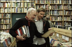 Christopher Plummer plays Ewan McGregor’s dad in ‘Beginners.’