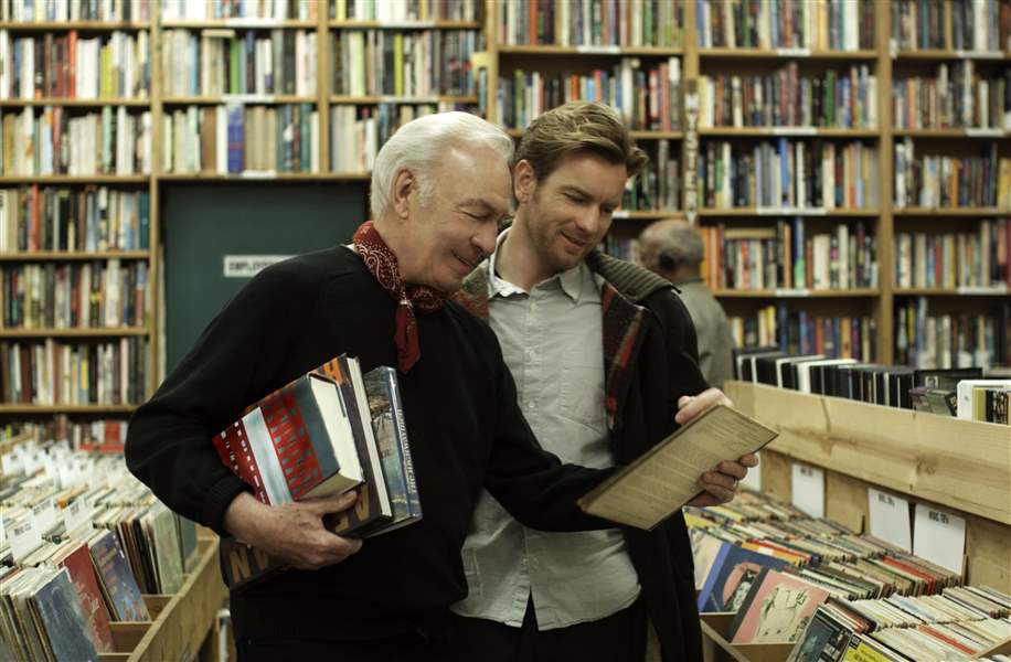 Christopher-Plummer-plays-Ewan-McGregor-s-dad