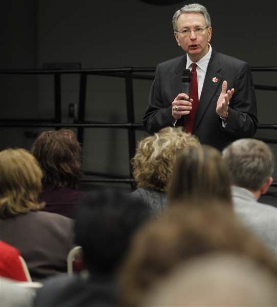 Randall-R-Miller-a-senior-consultant-to-the-chancellor-of-Wayne-County