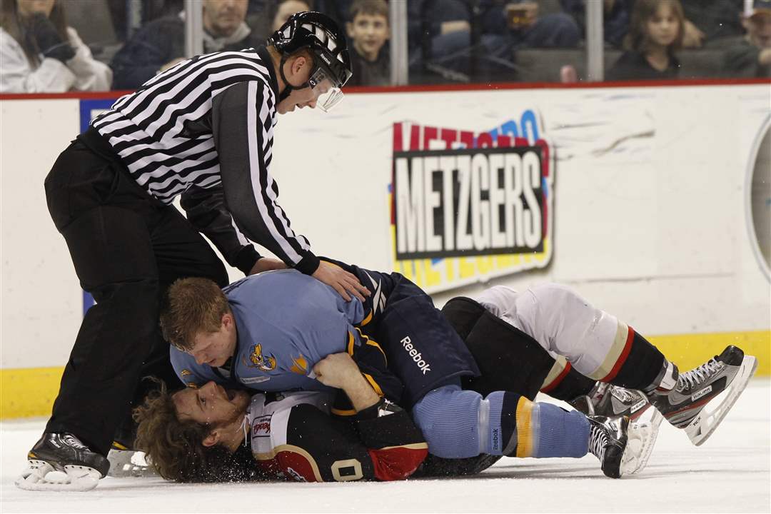 Hockey Walleye vs. Wheeling Nailers The Blade
