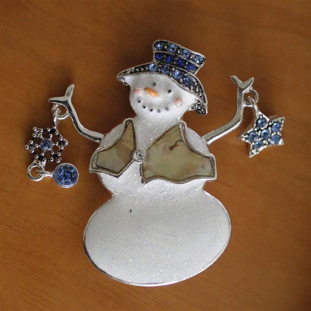 Rothman-snowman-pin-1