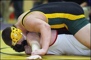 Clay senior Garrett Gray hopes to end final season with win at state.