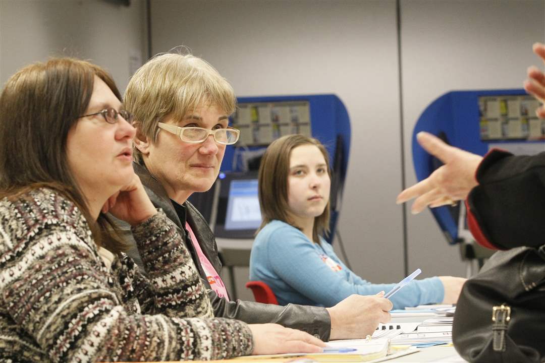 polling-Mary-Kurtz-Diane-Markham