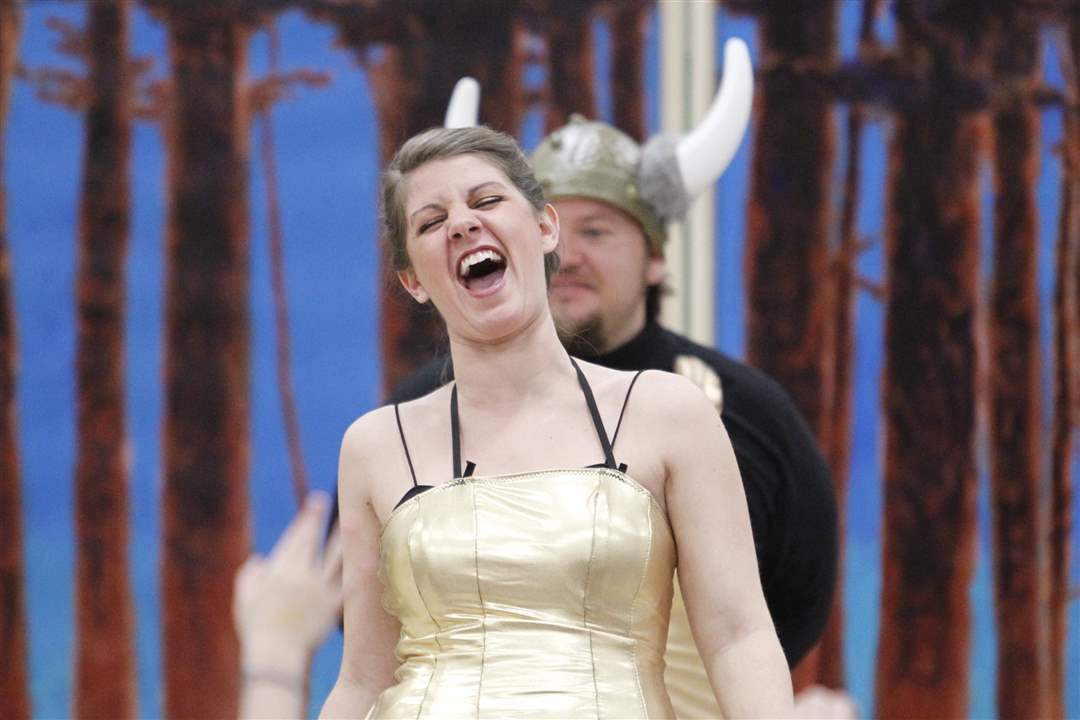 Ring-opera-Danielle-Messina-laugh