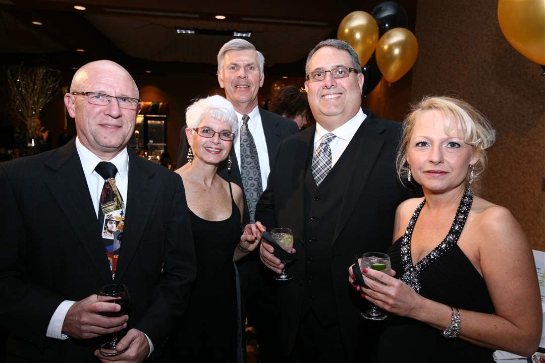 Heart-Ball-Mike-McKelvey-Sharon-Thomas-Chuck-Thomas-Todd-Monroe-Sandy-Bechtel