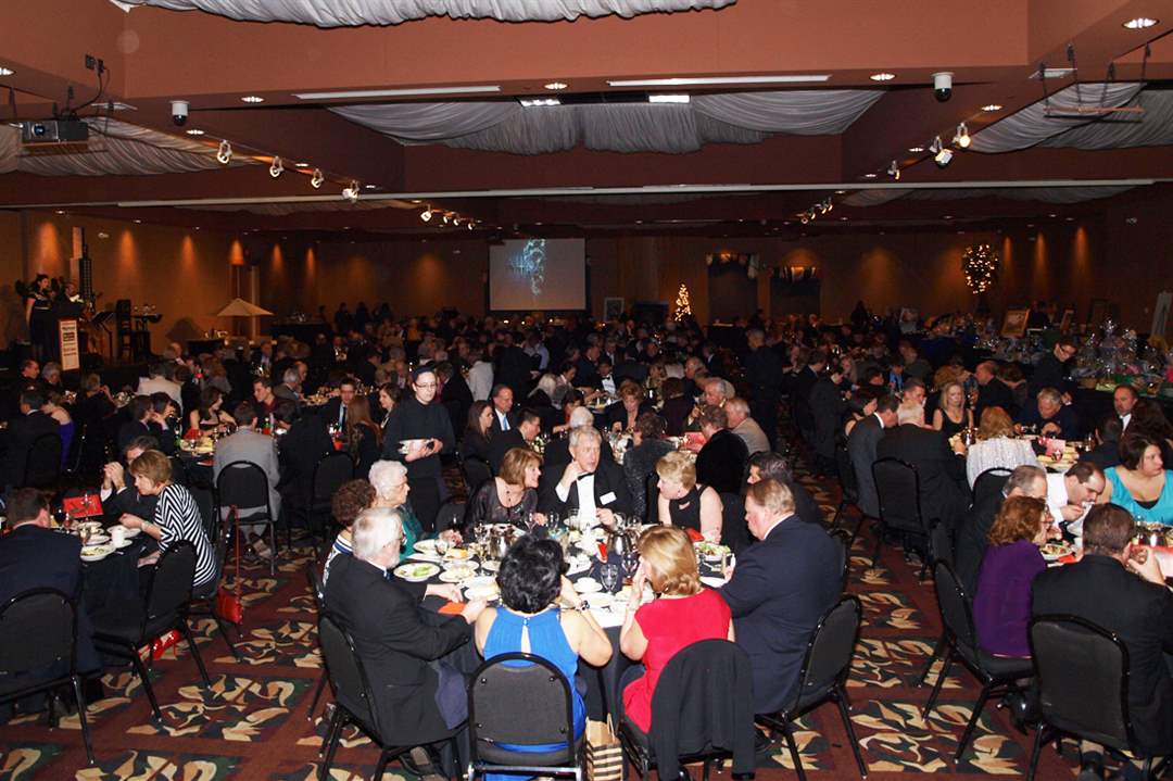 Rotary-auction-tables