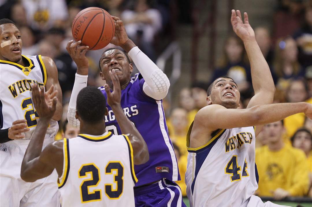 Whitmer-s-Leroy-Alexander-24-Nigel-Hayes-23-and-Chris-Wormley