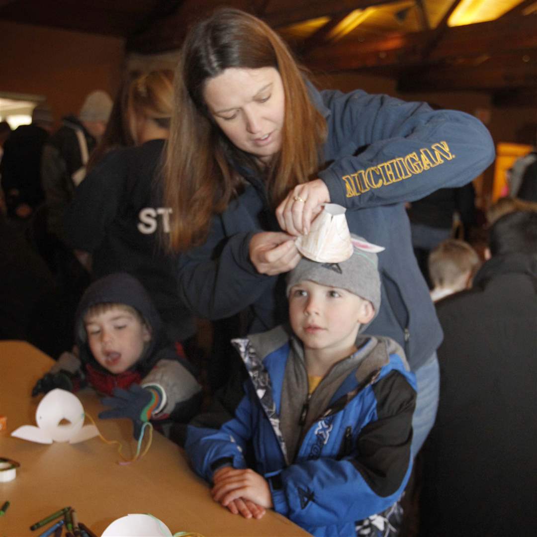 Olander-Park-Easter-Egg-Hunt-Draper