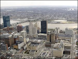 Census data show 3,375 people have left the city of Toledo since 2010.