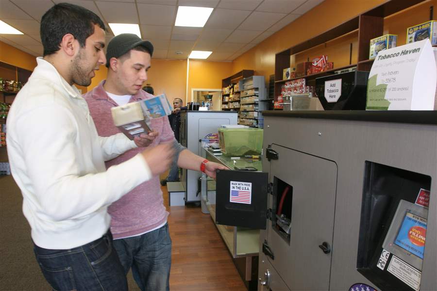 local-machine-rolls-200-cigarettes-in-8-minutes
