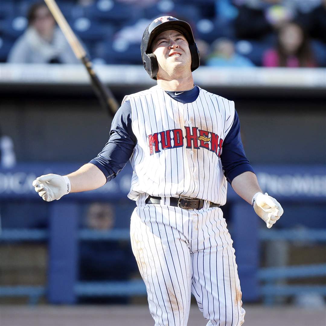 Hens-Young-strikes-out