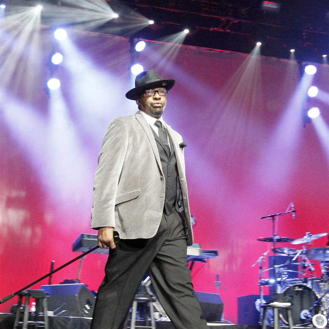 Bobby-Brown-takes-the-stage-to-join-New-Edition