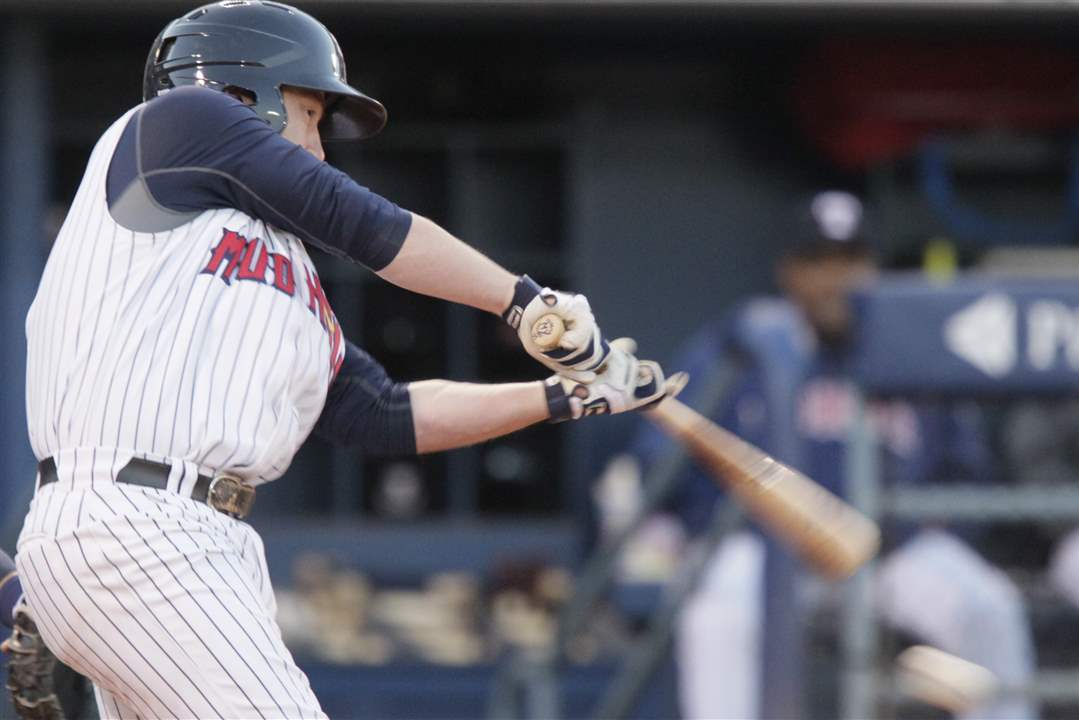 Hens-outfielder-Matt-Young-grounds-out