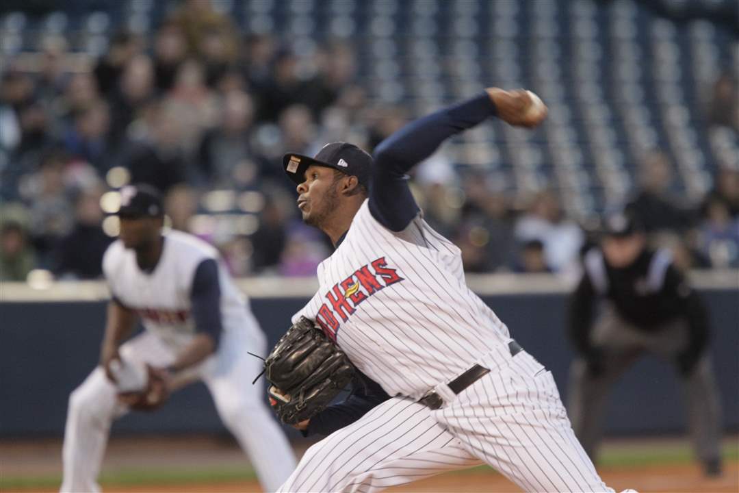 Hens-starting-pitcher-Ramon-Garcia