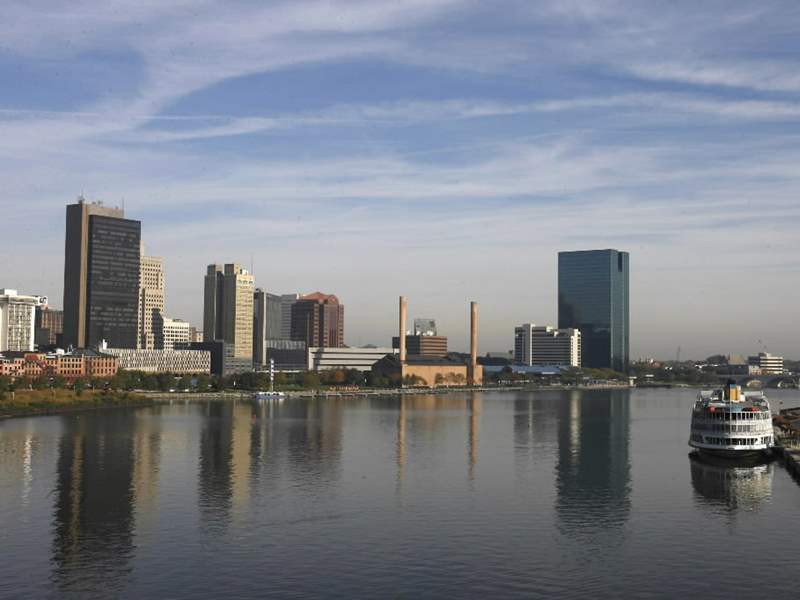 Toledo-maumee-river