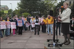 Congresswoman Marcy Kaptur tells the striking Red Cross employees they have the right to stand up and bargain for the worth of their work.