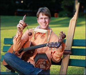 Hal Walker to play at First Unitarian Church Saturday at 8 p.m.