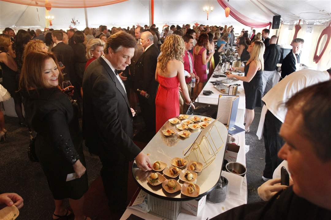 taste-of-nation-partygoers