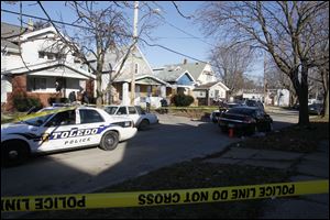 Fox TV film crews will follow Toledo police officers on eight to 10 hour shifts, five days a week, on all shifts for the television show 'COPS.'
